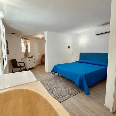 Le Petit By Garga Residency * פסקיצ'י