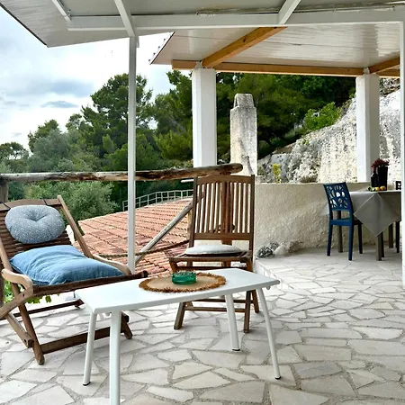 Сasa de vacaciones Le Petit By Garga Residency